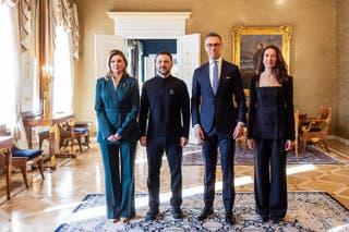 The presidents pose with Suzanne Innes-Stubb, Mr Stubb's wife, and Olena Zelenska, Mr Zelensky's wife and the first lady of Ukraine